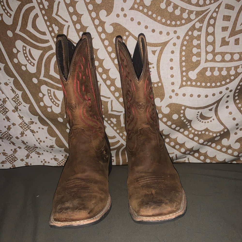 Ariat Kids square toed boots